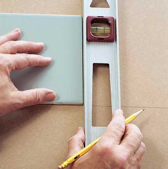 Làm thế nào để lát một bức tường: Hướng dẫn đầy đủ để lát tường