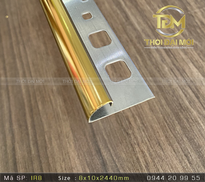 Mẫu tay nắm inox mạ vàng trang trí mới nhất hiện nay