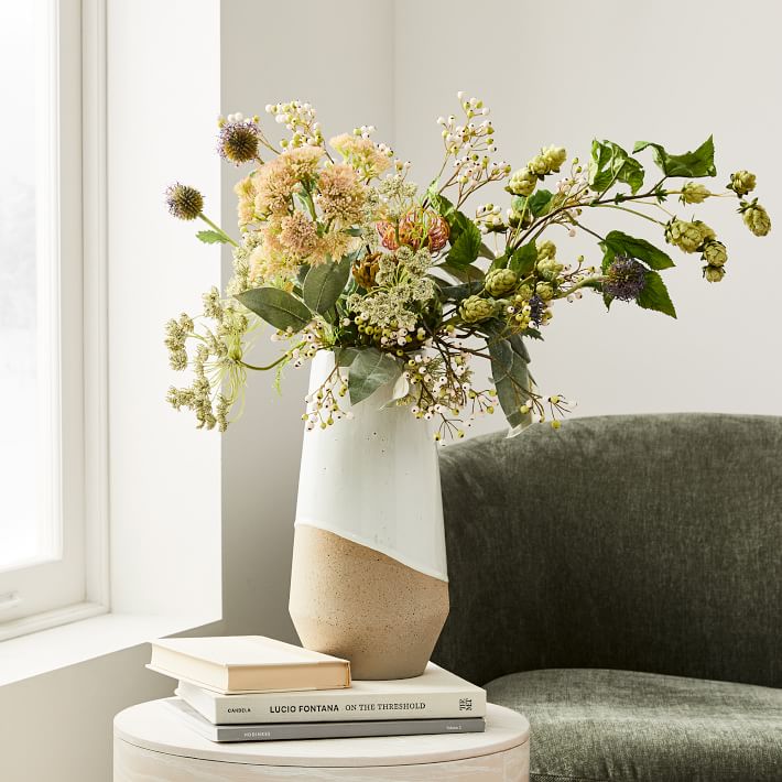 Làm thế nào để trang trí nhà của bạn với cây và hoa