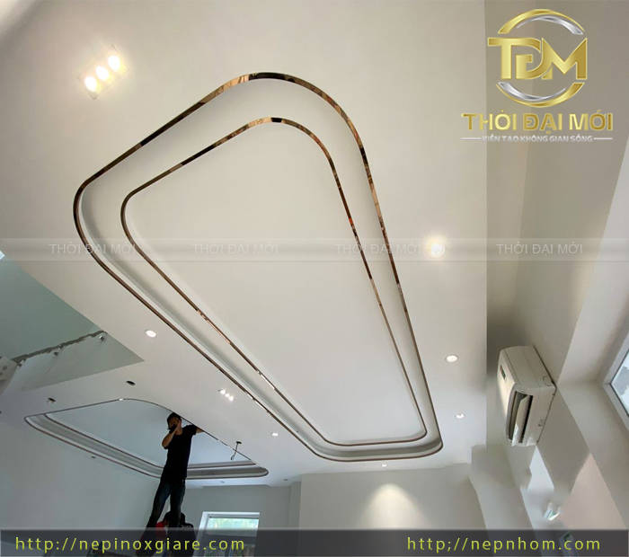 Tư vấn thiết kế nẹp inox trang trí trần nhà theo phong thủy