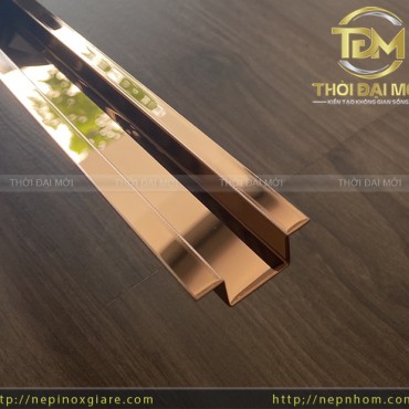 NẸP U INOX CÓ TAI