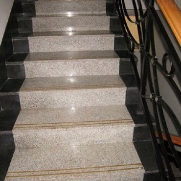 NẸP ĐỒNG LA